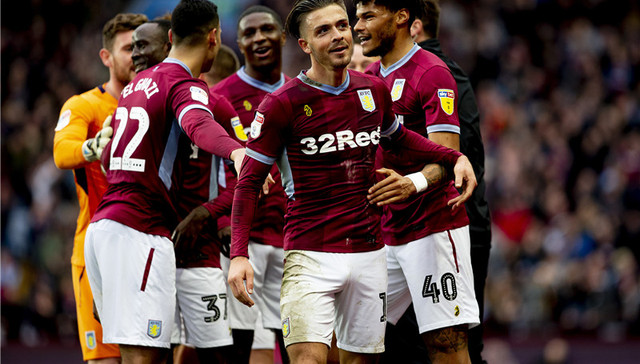 2015年12月：亚特兰大勇士队宣布将谢尔比·米勒交易至响尾蛇，换取丹斯比·斯旺森。