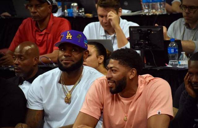 范佩西：瓜迪奥拉训练课让我醍醐灌顶；考教练证书两次没过