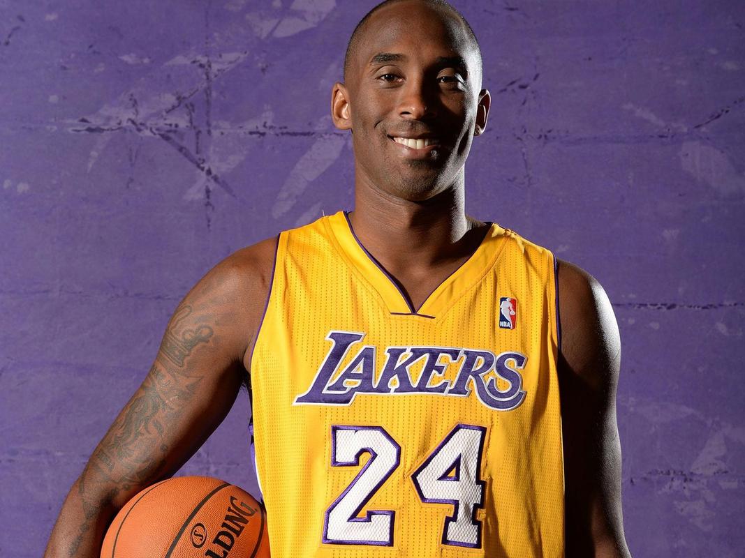 职业足球联赛正能量攀升 成三大电商全新比武台