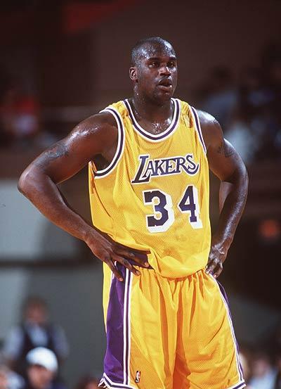 三球用260场比赛命中800+三分球！联盟历史最快纪录