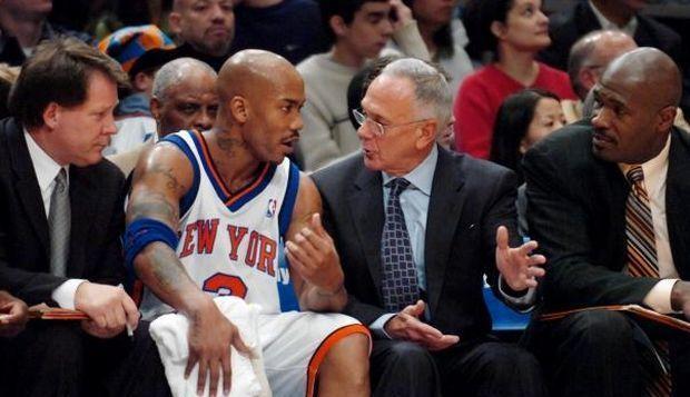 喜爱杨瀚森的大叔太失望了，杨瀚森五项数据吞零。