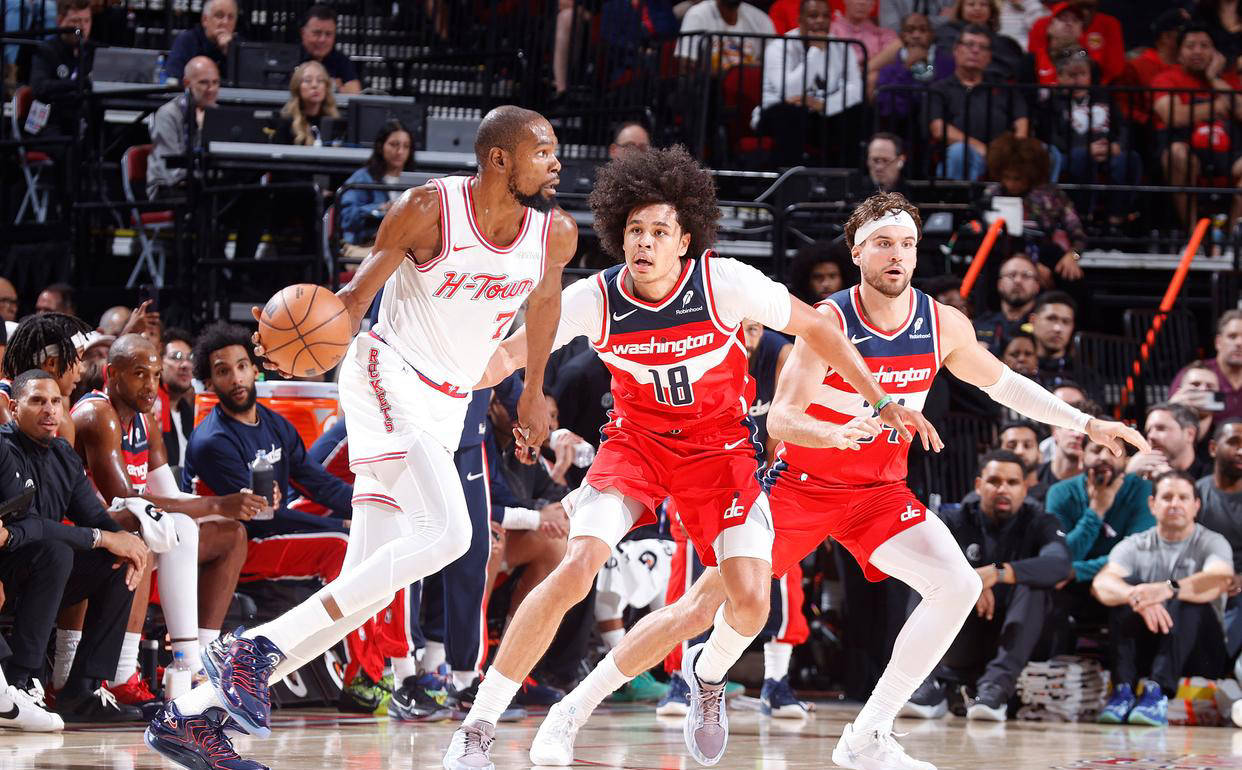 [NBA]阿门反击送助攻 贾巴里·史密斯双手暴扣