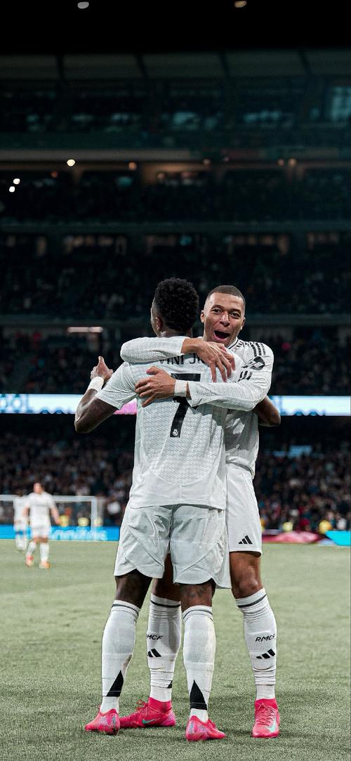 中国女子冰壶队世锦赛夺铜直通冬奥会